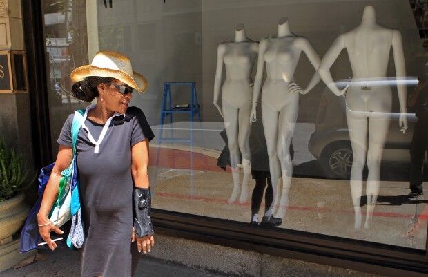 A shopper recounts memories as Macy's to close downtown store in 2013